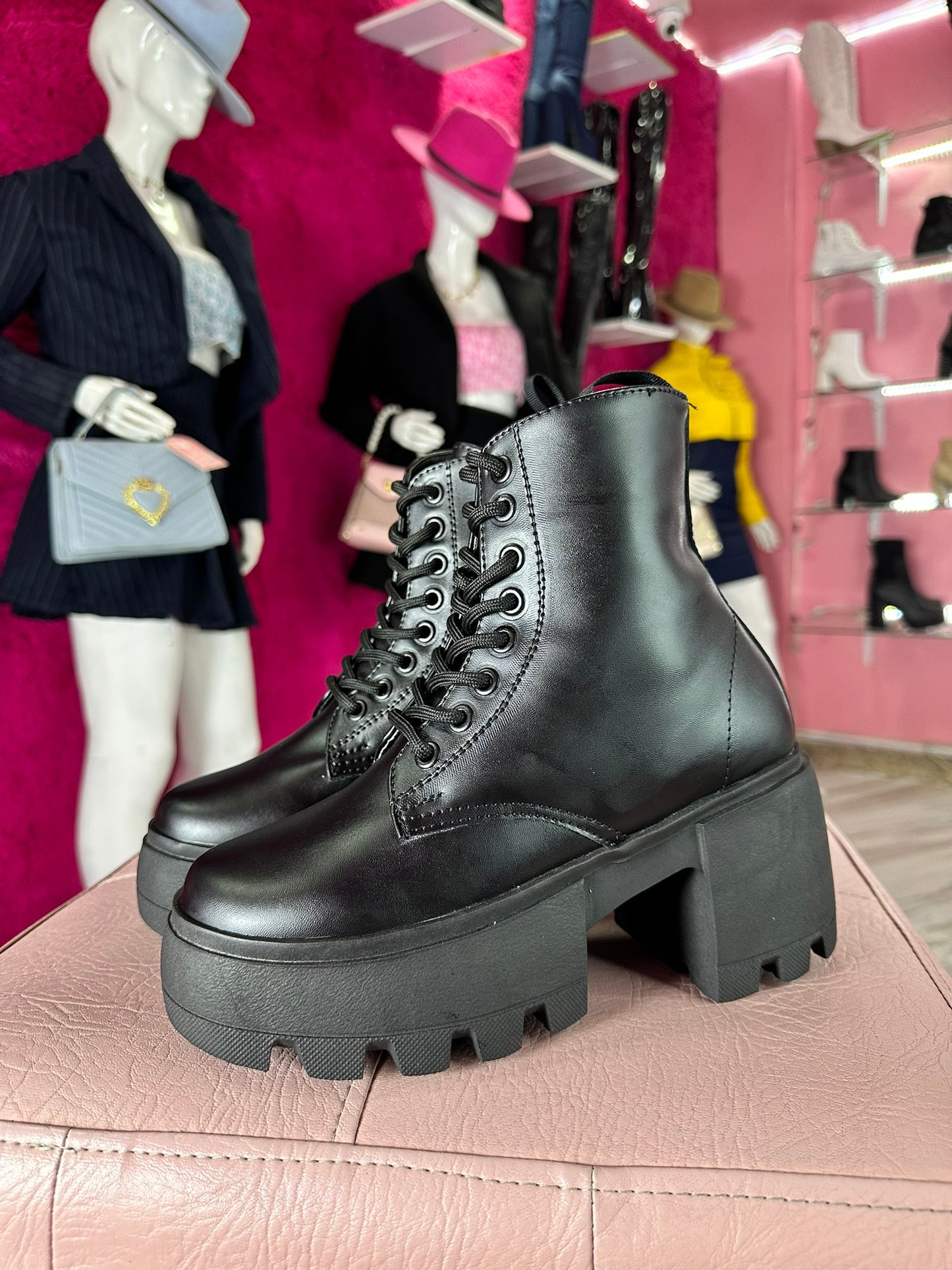 BOTINES CANELA | NEGRO MATTE