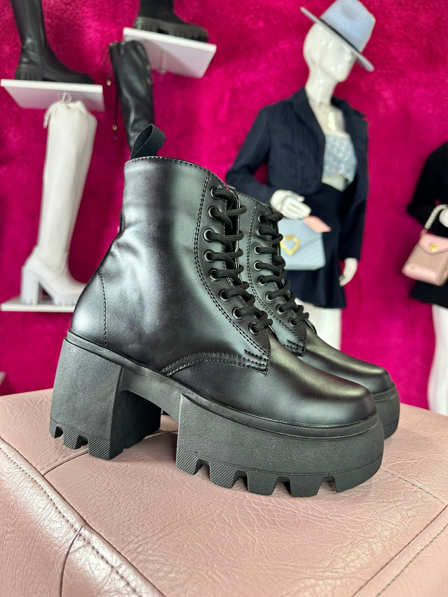 BOTINES CANELA | NEGRO MATTE