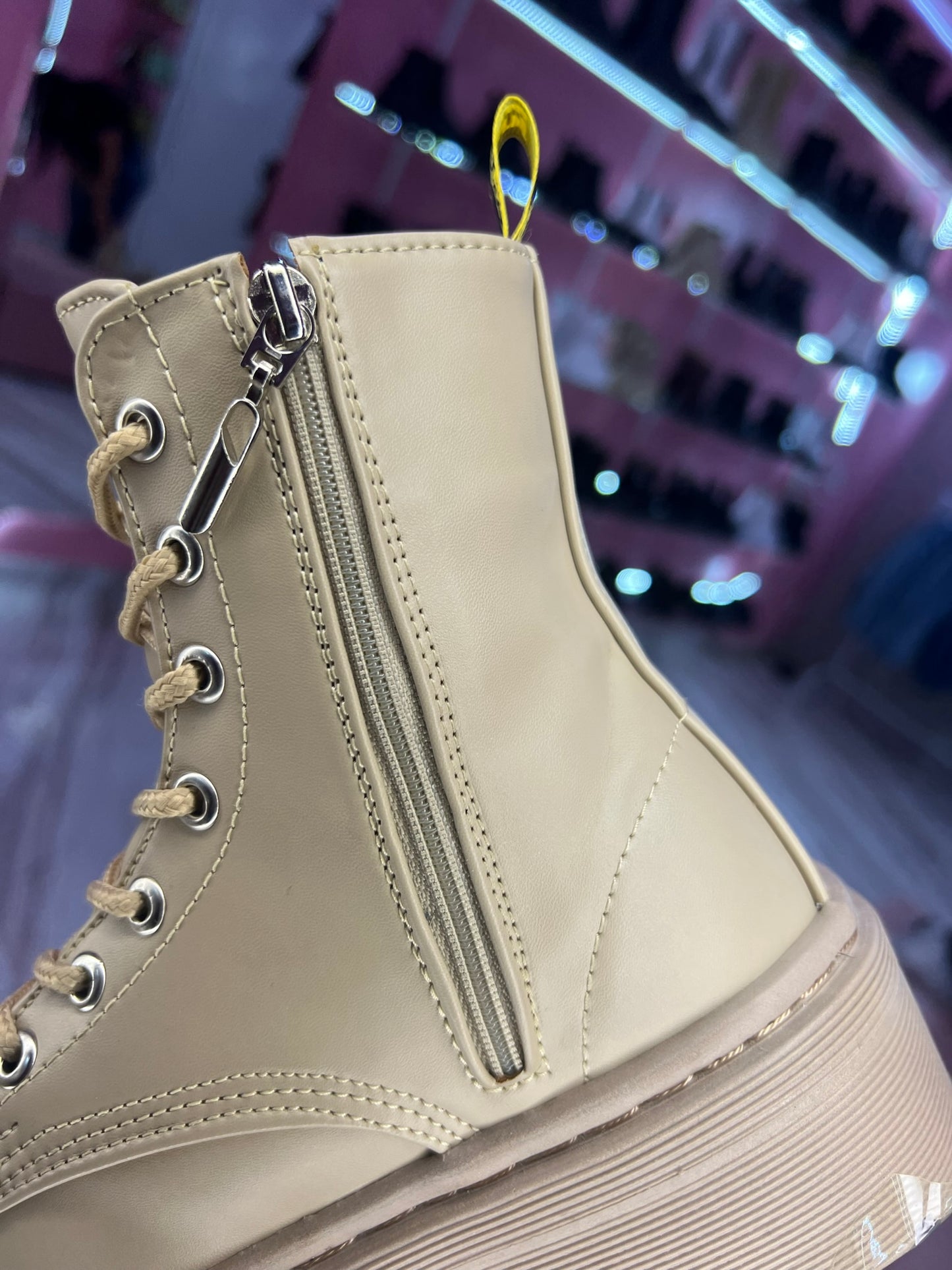 JADE CON PLATAFORMA | BEIGE