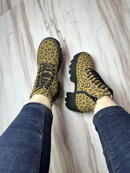BOTINES CANELA | ANIMAL PRINT