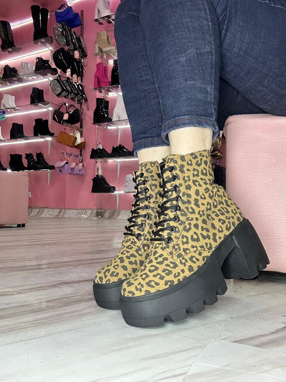 BOTINES CANELA | ANIMAL PRINT
