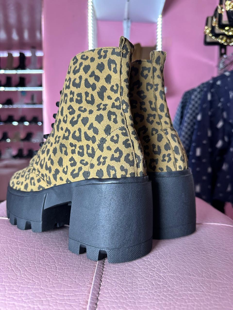 BOTINES CANELA | ANIMAL PRINT