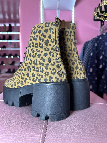BOTINES CANELA | ANIMAL PRINT