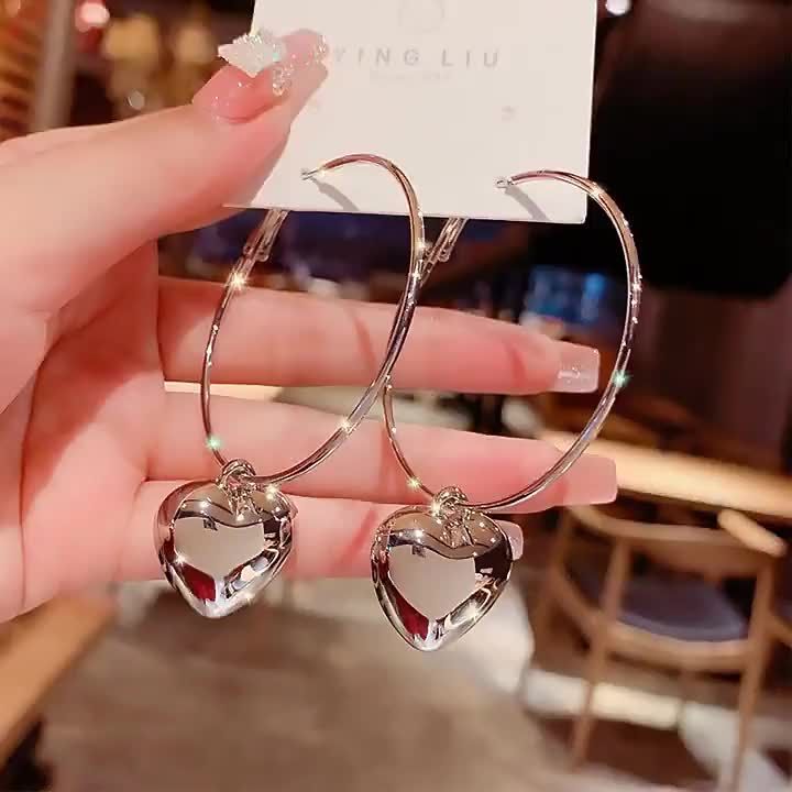 PENDIENTES CORAZON | PLATEADO