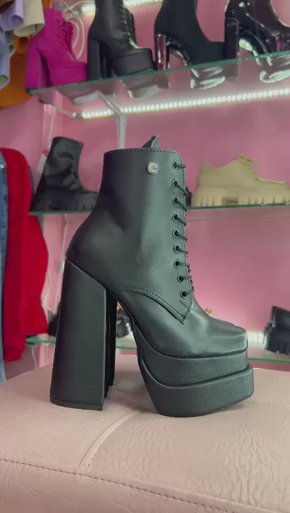 LONDON CORDONES | NEGRO - MATERIAL UN POCO MALTRATADO